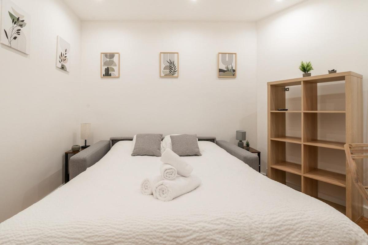 Charming Near Sacre-coeur Apartment *